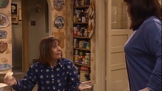 Illustration for article titled A personal Roseanne episode mirrors its star’s fluid relationship with her past